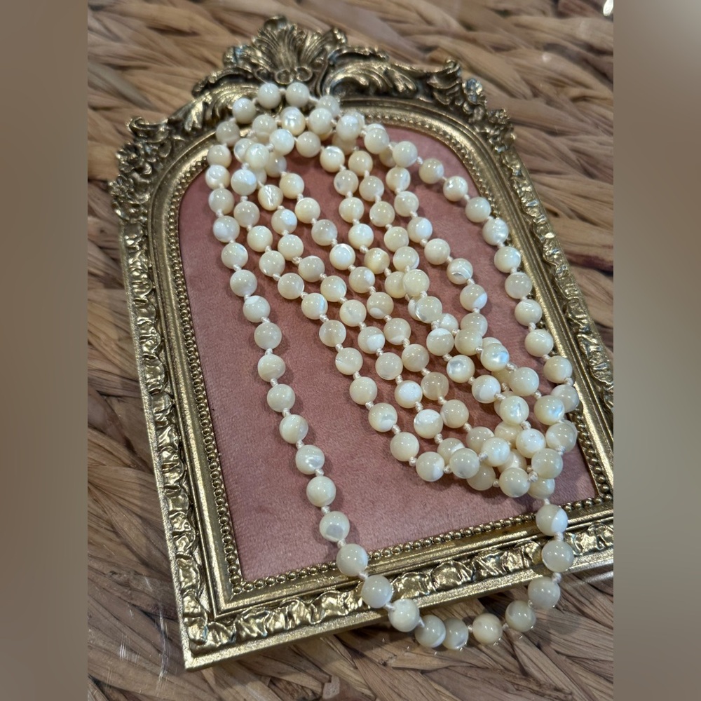Long Victorian Style Mother of Pearl Hand Knotted Vtg Elegant Cream Necklace 24” - Picture 6 of 8
